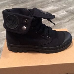 Palladium Baggy Canvas Boot